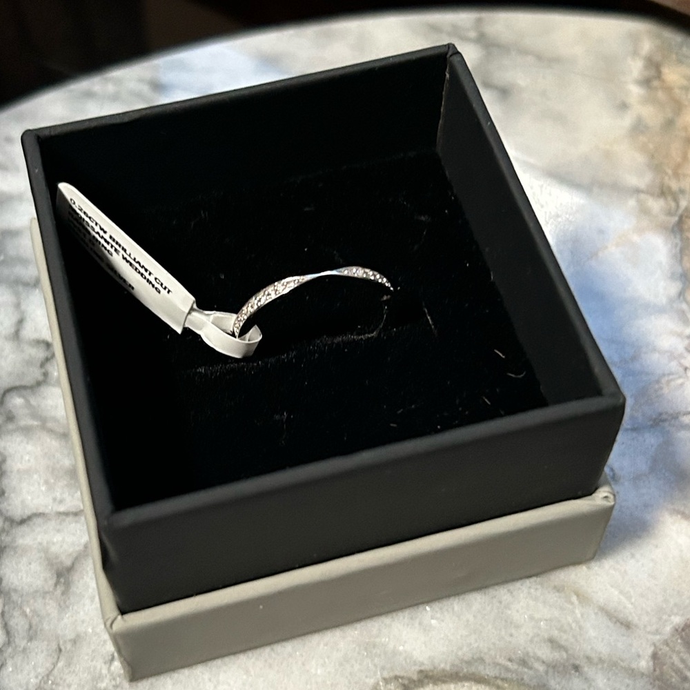 .26CT Moissanite Brilliant Cut Wedding Band Sterling Silver size 7